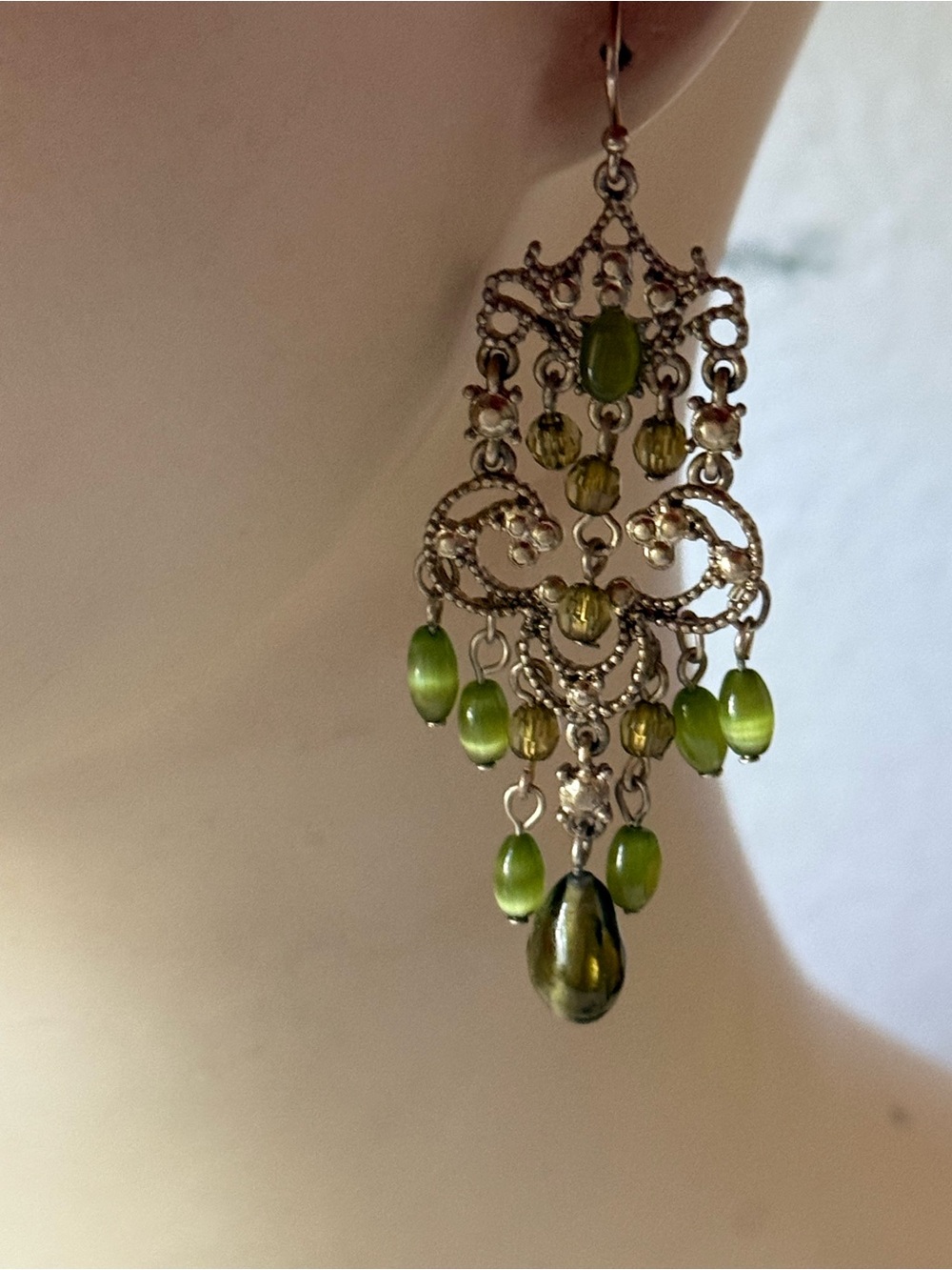 Liz Claiborne Dangle Green Crystal Chandelier Earrings - Picture 5 of 12